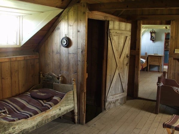 The Glaumbaer Turf Museum features the old farm's interior and household items.