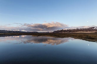 冰岛南部带露台的康霍尔小屋 | Kornholl Cottage With Terrace in South Iceland