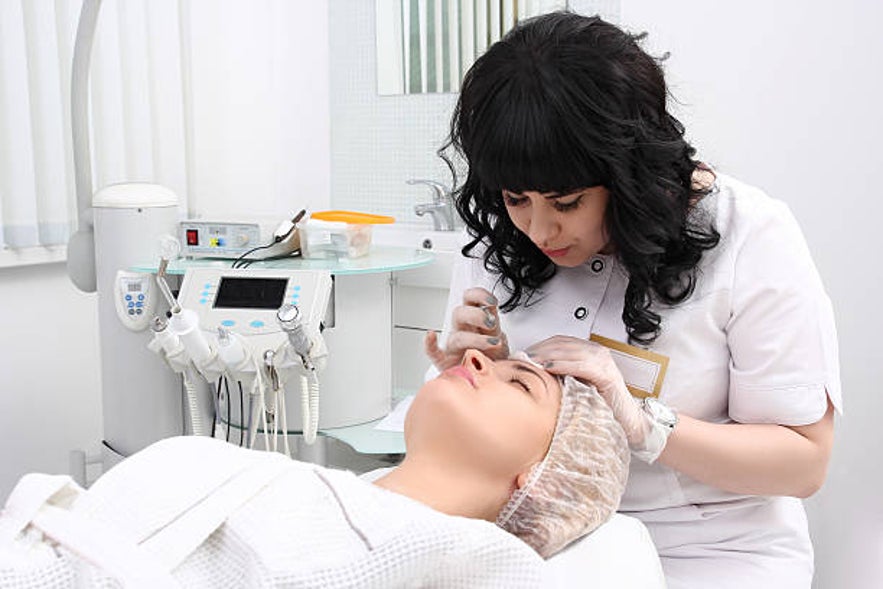 Locating South Delhi Top Dermatologist A Complete Guide from House of Aesthetics