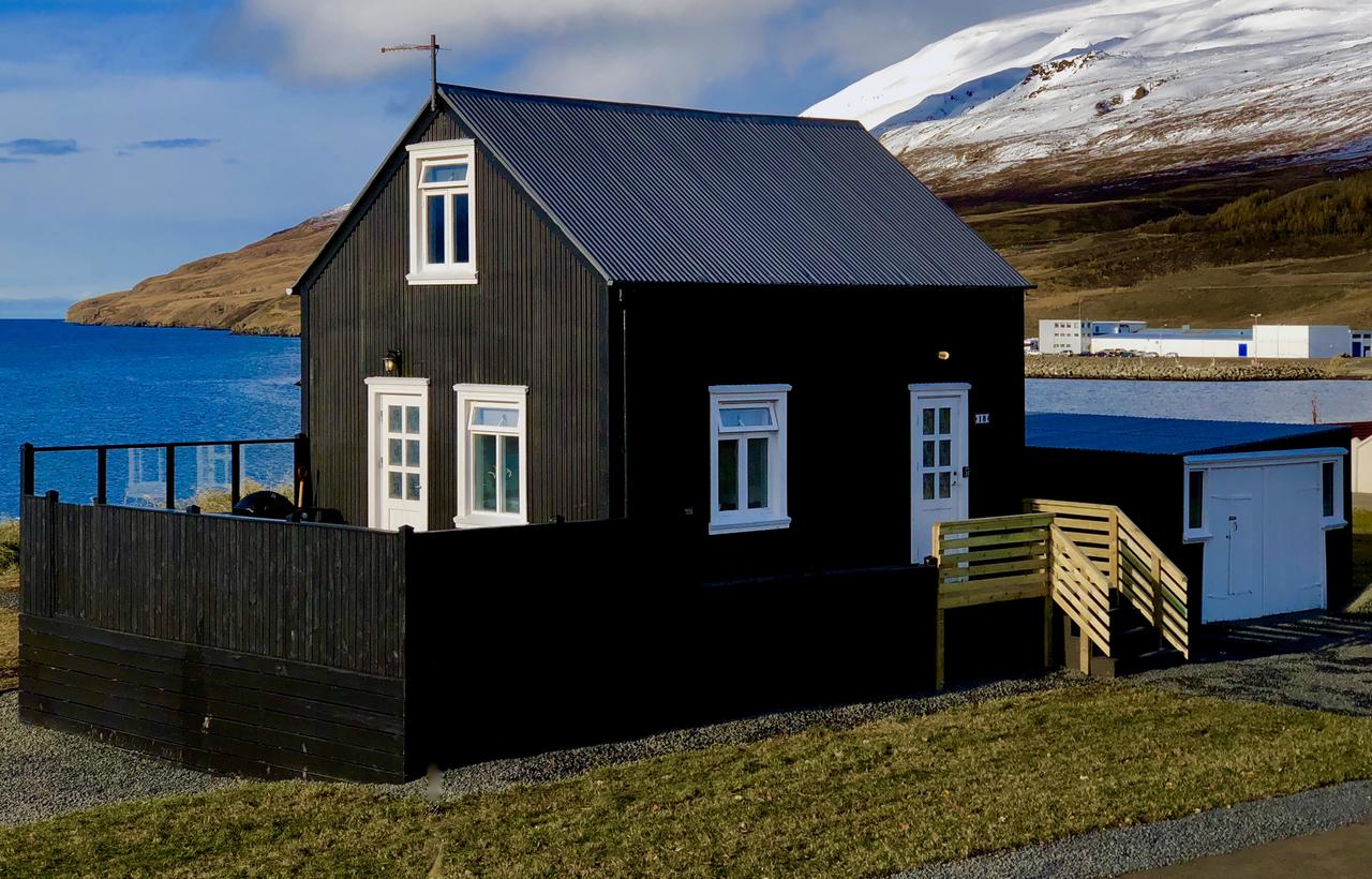 Vellir Grenivik Home with a View