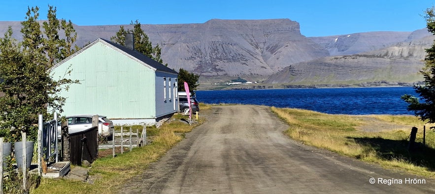 Kómedíuleikhúsið in Haukadalur - the smallest professional Theatre in Iceland