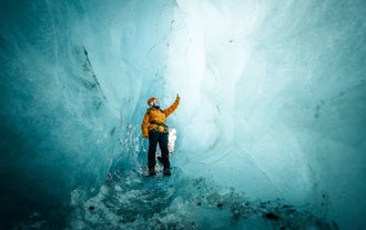 Small-Group 6-Hour Ice Caving and Glacier Hiking Tour with a Super Jeep Ride from Jokulsarlon