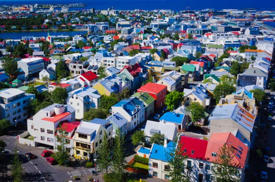 Enriching 2.5-Hour Reykjavik City Walk with Food Tasting and Museum Visit