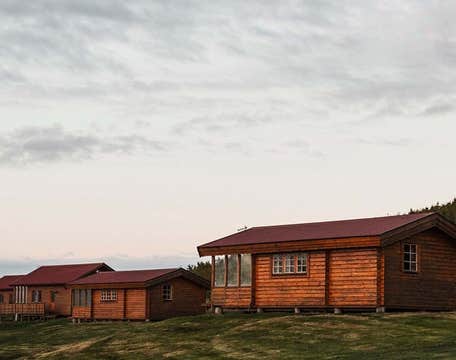 Snaelda Cottage Near Dalvík With Grill and Hot Tub