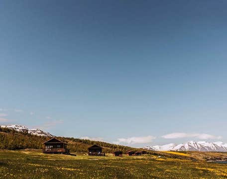 Snaelda Cottage Near Dalvík With Grill and Hot Tub