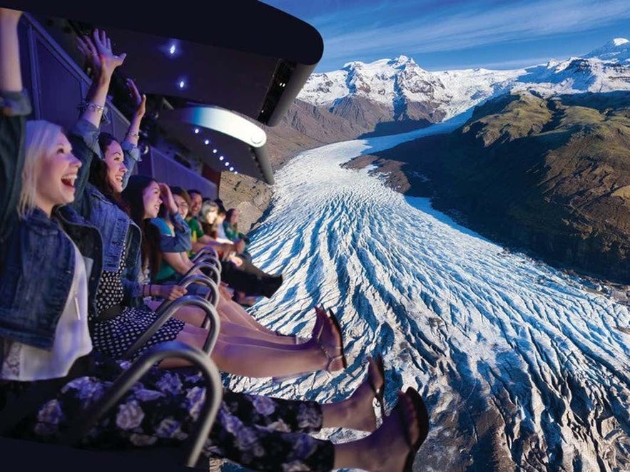 Увидьте Исландию с высоты на аттракционе FlyOver Iceland. Увидьте Исландию с высоты на аттракционе FlyOver Iceland.