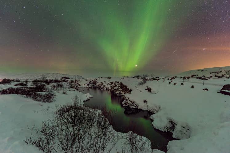 Private 3-Hour Northern Lights Tour with Transfer from Reykjavik in Luxury Jeep