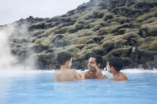 Private Reykjanes Peninsula & Northern Lights Luxury Jeep Tour with Optional Activities