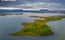 Het meer Myvatn wordt omringd door schitterend natuurschoon.