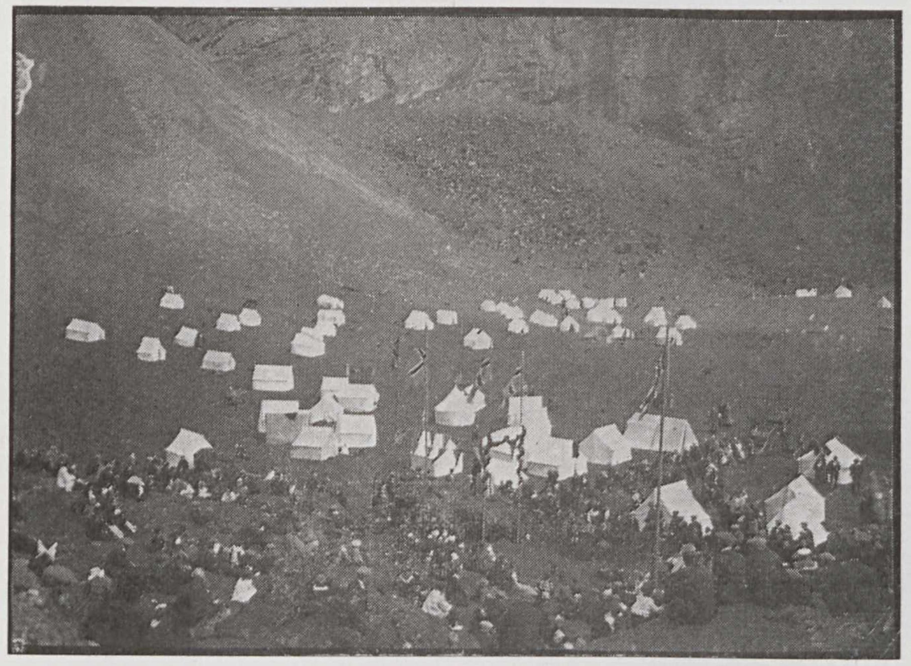 &THORN;j&oacute;&eth;h&aacute;t&iacute;&eth; festival has been celebrated for over 100 years in the Westman Islands