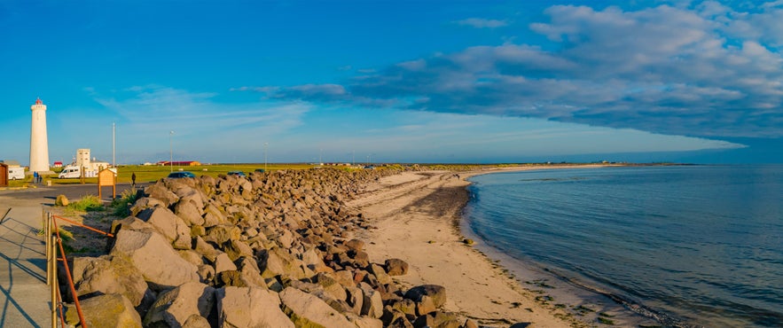 The shoreline at Gardur Lighthouse