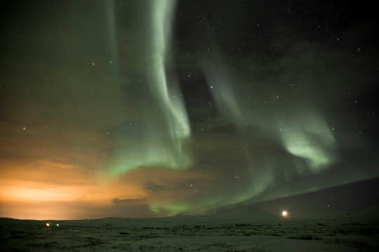 Small-Group Northern Lights Tour from Akureyri