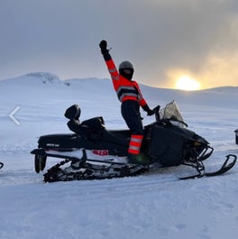 Get ready for a thrilling snowmobile ride!