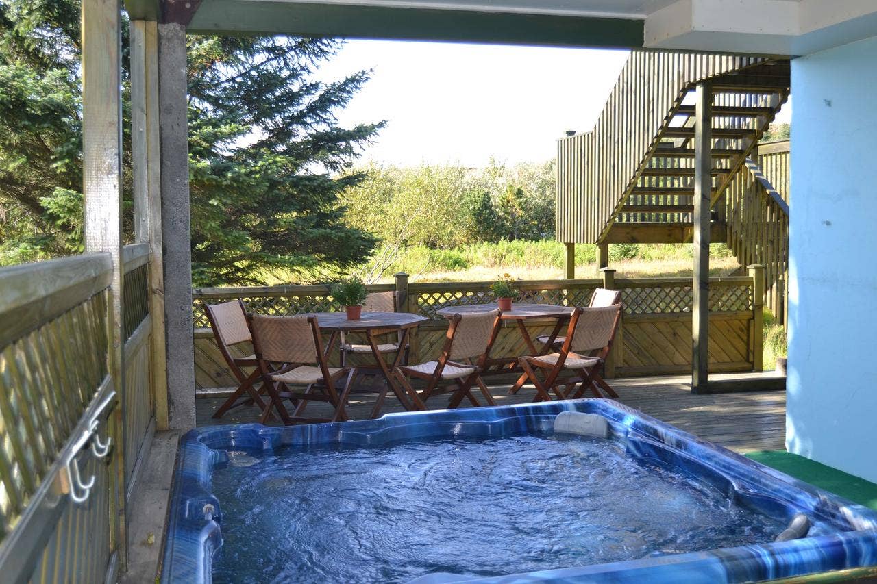 Hotel Stadarborg has a hot tub on site