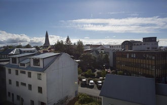 Midtown Hotel sijaitsee aivan Reykjavikin keskustassa.