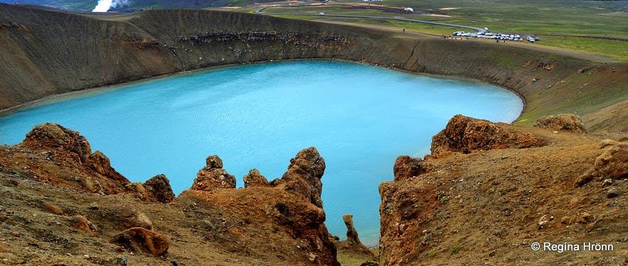 Víti in de kratervulkaan Krafla in IJsland is een schitterende plek om te bezoeken