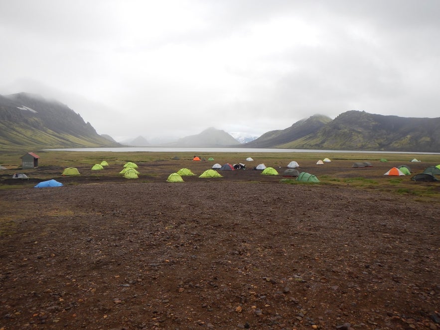 Een camping in de IJslandse natuur