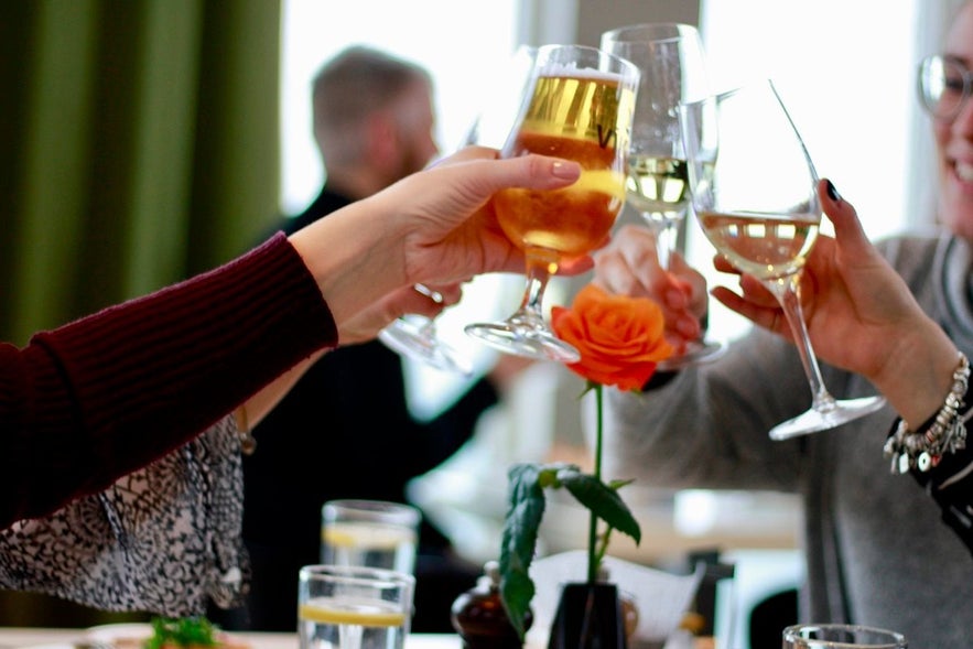 Sky Bar also offers beer and wine