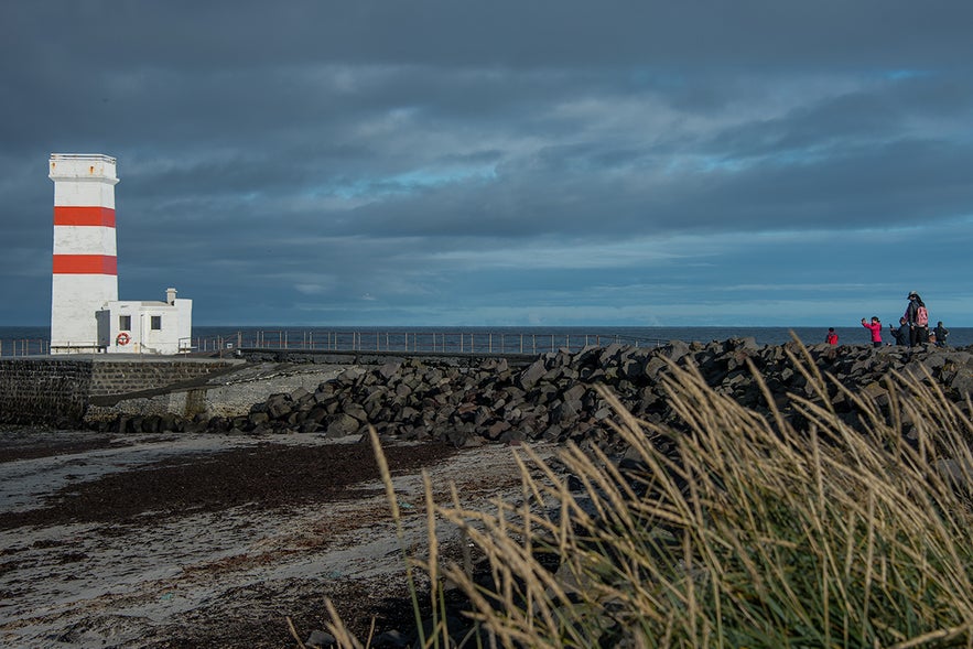 The Reykjanes Peninsula has the Gardur lighthouse.