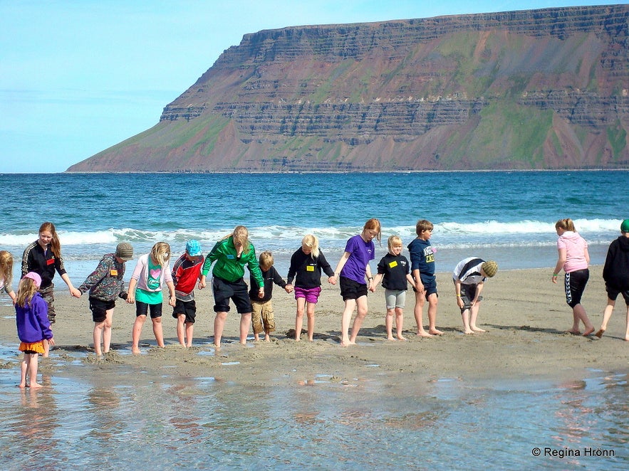 Family reunion at Ingjaldssandur