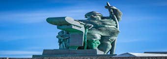 Top 13 Famous Icelandic People in History