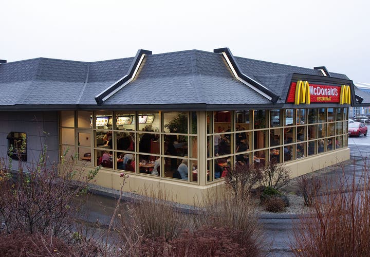 Last McDonalds burger sold in Iceland in 2009