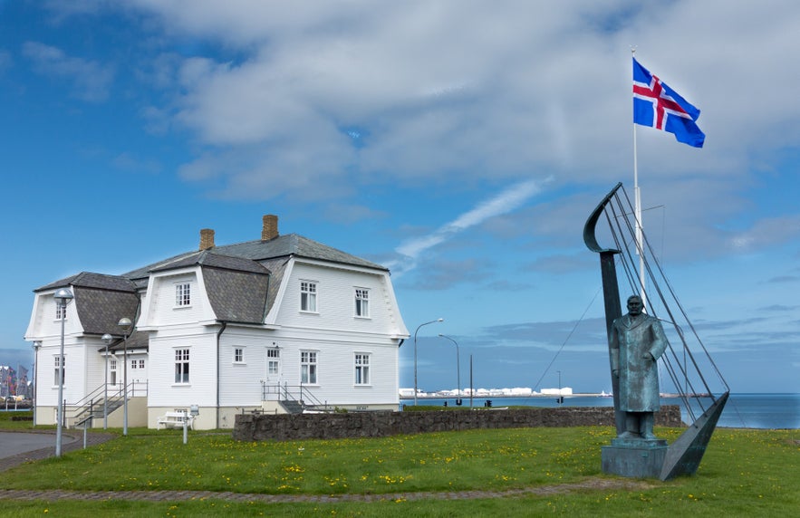 Höfði House may not look like much, but has a fascinating history.