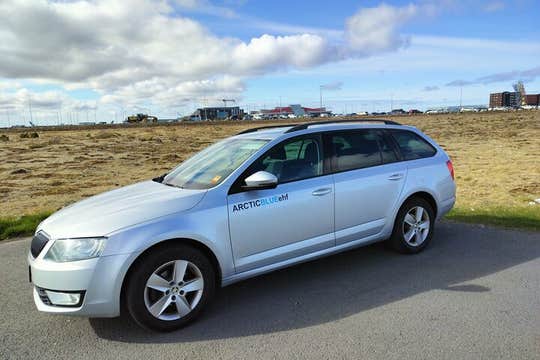 Private Transfer from Keflavik Airport to Reykjavik with Hotel Drop-off