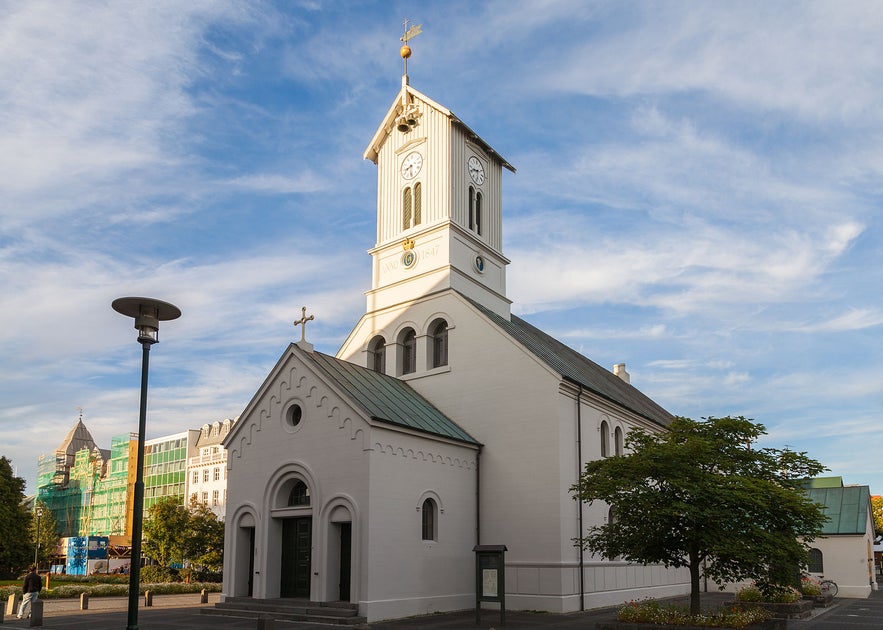 The Reykjavik Cathedral is located by Austurvollur Square in the city centre