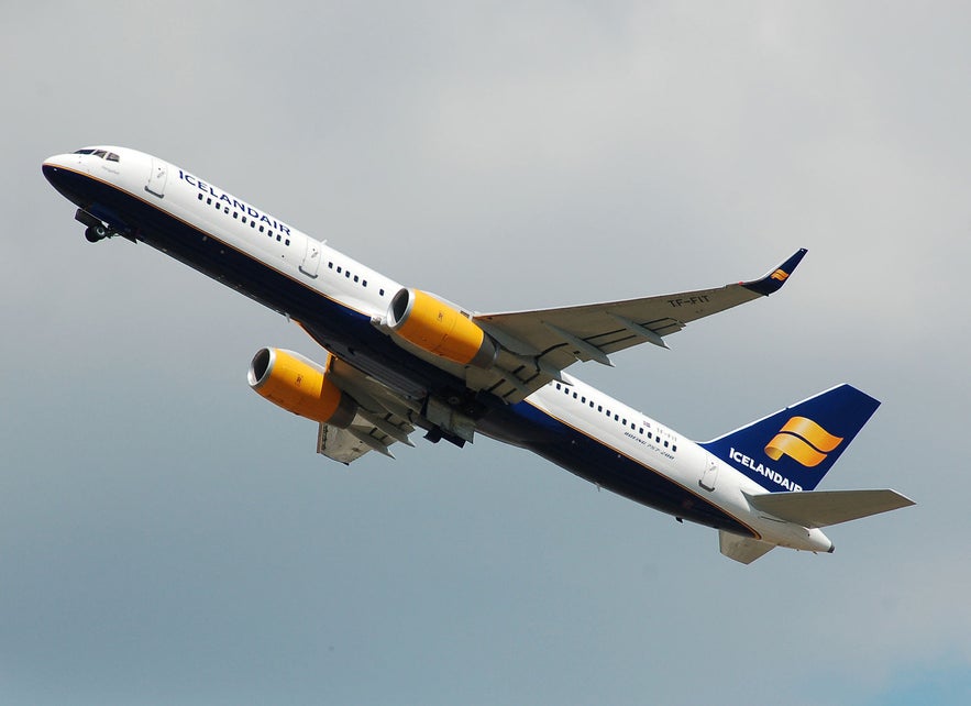 An Icelandair flight leaving Keflavik.