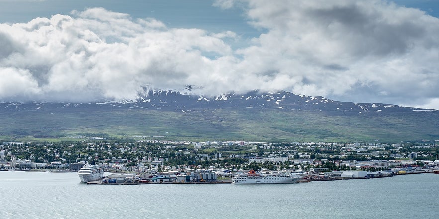 The seas surrounding Akureyri provide stunning views.