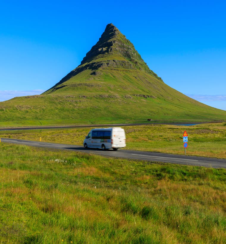 Cheap Bus Tours in Iceland