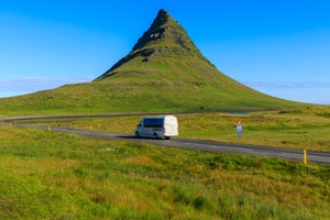 Günstige Bustouren in Island