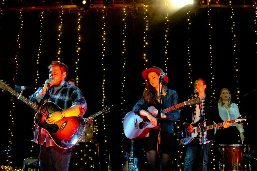 Of Monsters and Men performs a concert. Of Monsters and Men performs a concert.
