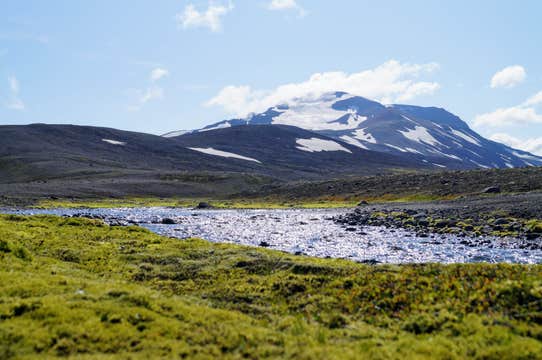 Studlagil Canyon and Highland Circle Day Tour from Egilsstadir or Seydisfjordur