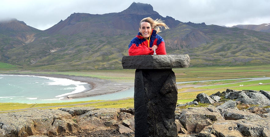 Álfaborg rock Borgarfjörður-Eystri East-Iceland Regína by the view-dial