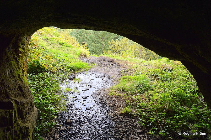 Sönghellir Kirkjubæjarklaustur