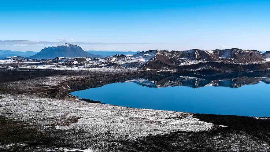 Askja er fylt med vakre landskap. Askja er fylt med vakre landskap.