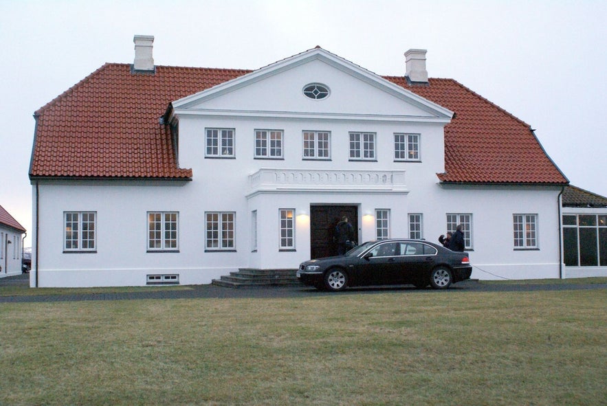 Bessastadir is the home of the Icelandic president. Bessastadir is the home of the Icelandic president.