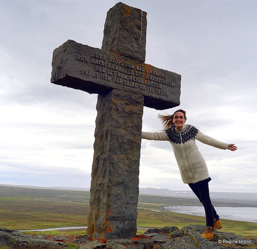 The memorial stone cross for Auður djúpúðga settler woman in West-Iceland