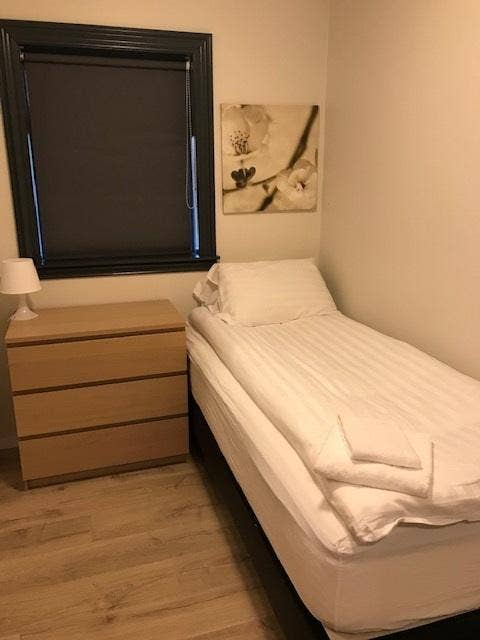 A single bed in the Fell Holiday Home.