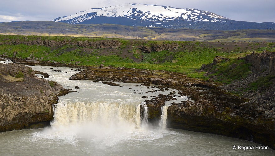 Mt. Hekla volcano and Þjófafoss waterfall