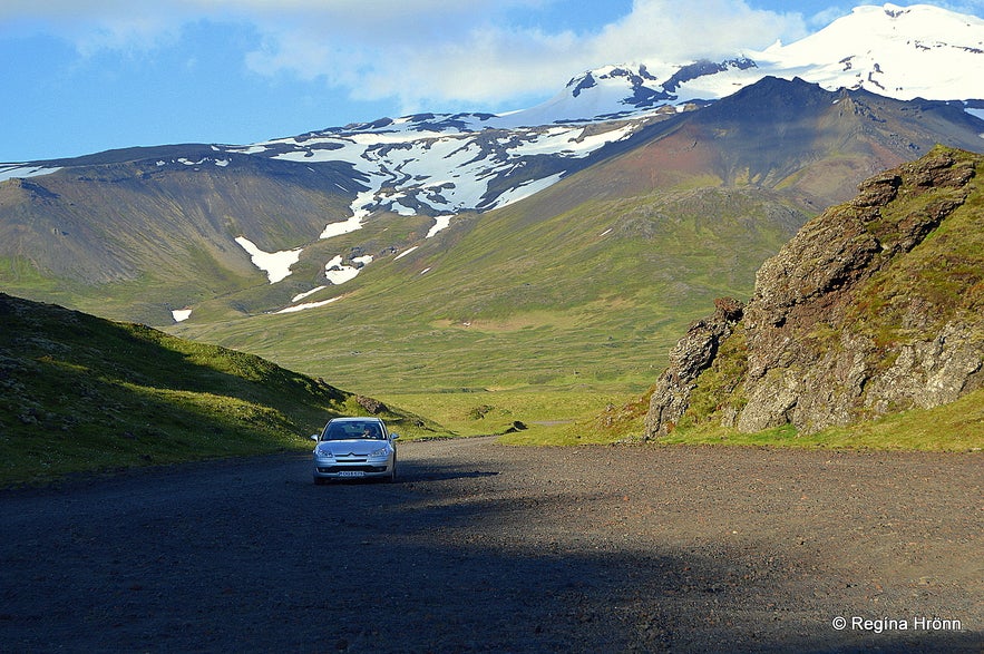 Hólahólar craters Snæfellsnes peninsula