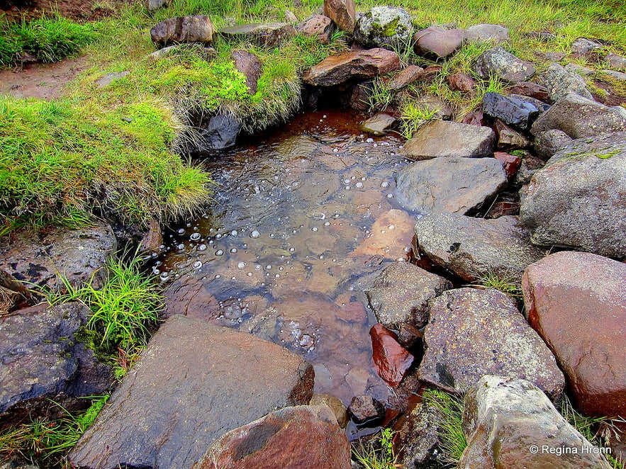 Rauðamelsölklelda natural mineral spring Snæfellsnes