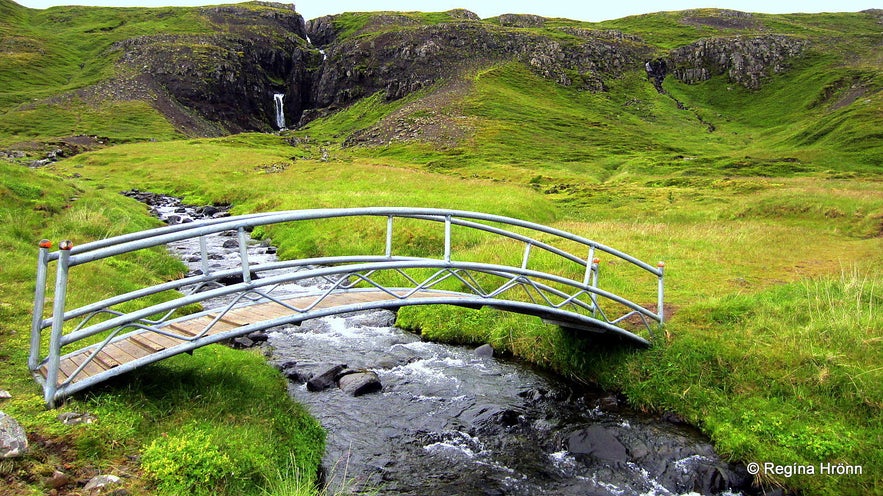 Bridge on the way to Rauðamelsölkelda