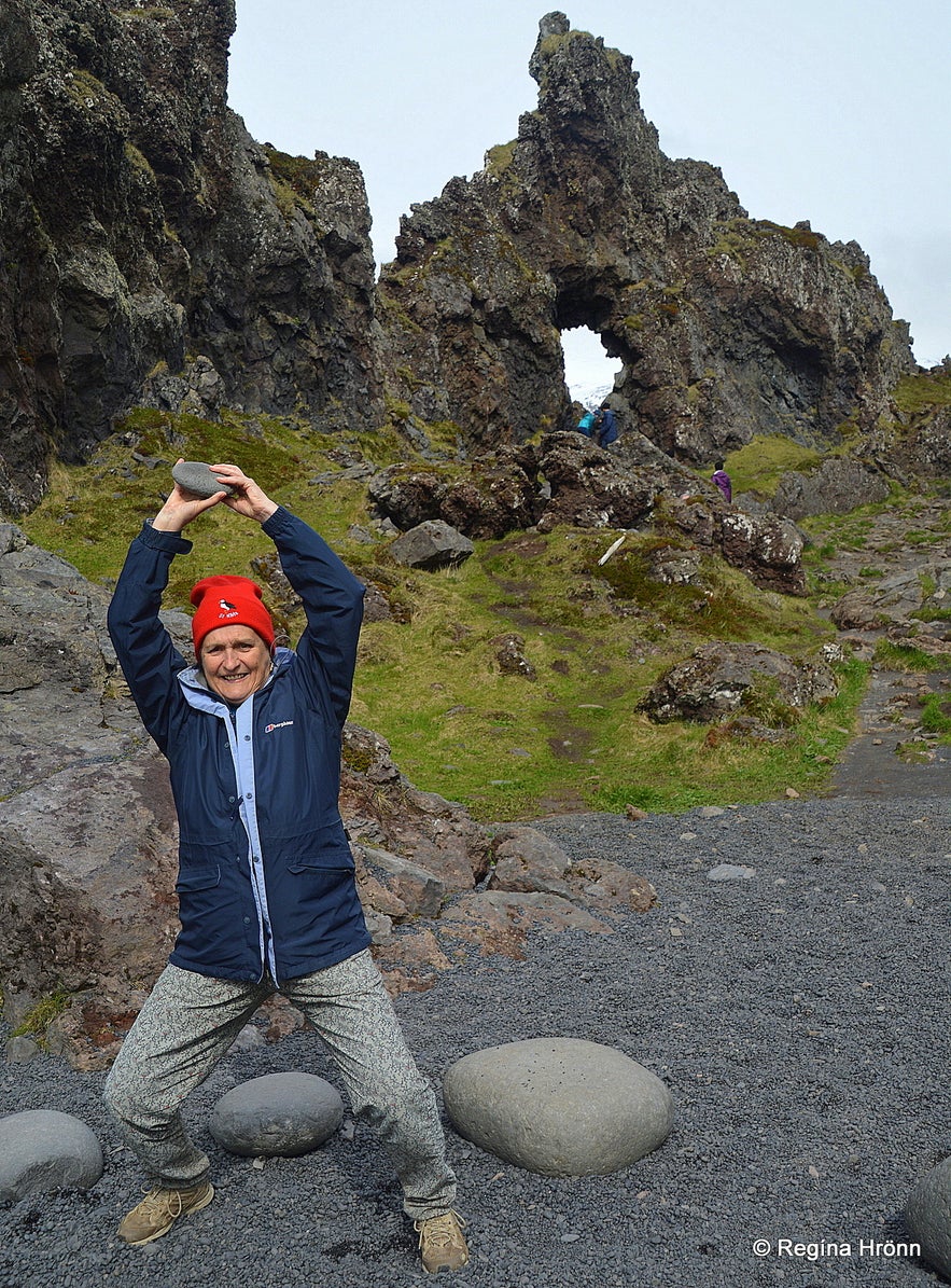 The lifting stones at Djúpalónssandur