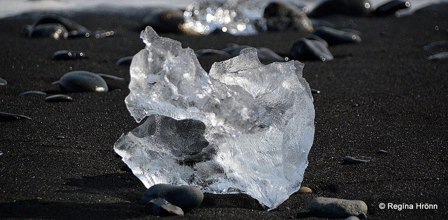 Glistening ice on the ice diamond beach