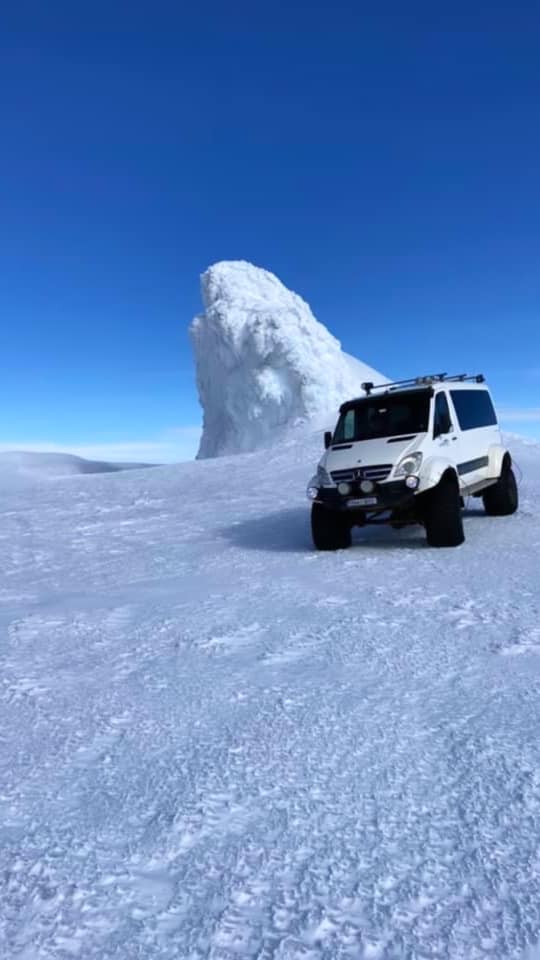 Eccellente tour in Super Jeep di 5 ore sul ghiacciaio Eyjafjallajokull