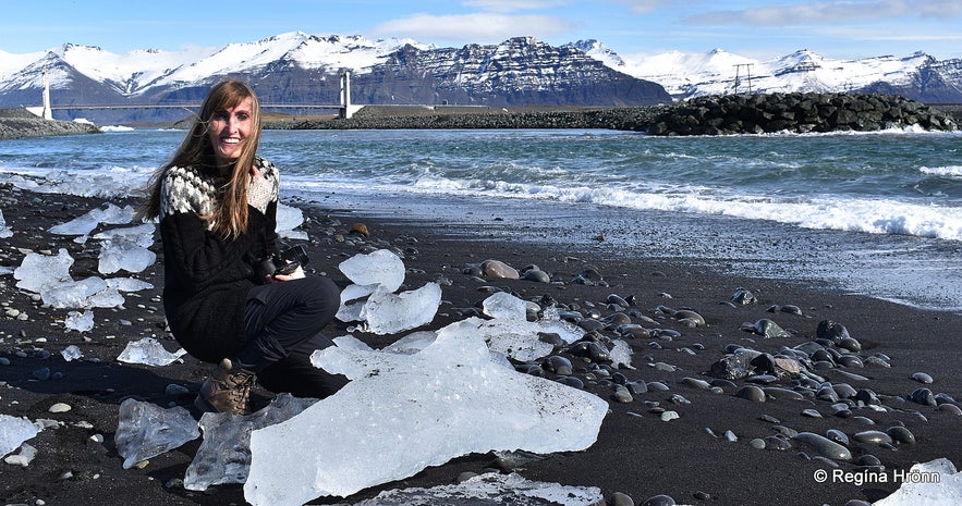 Glistening ice chunks on Eystri-Fellsfjara