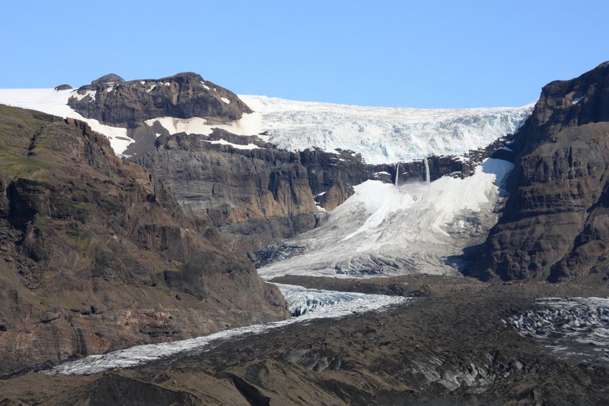 Morsarjokull glacier in Skaftafell National Park, Iceland Morsarjokull glacier in Skaftafell National Park, Iceland